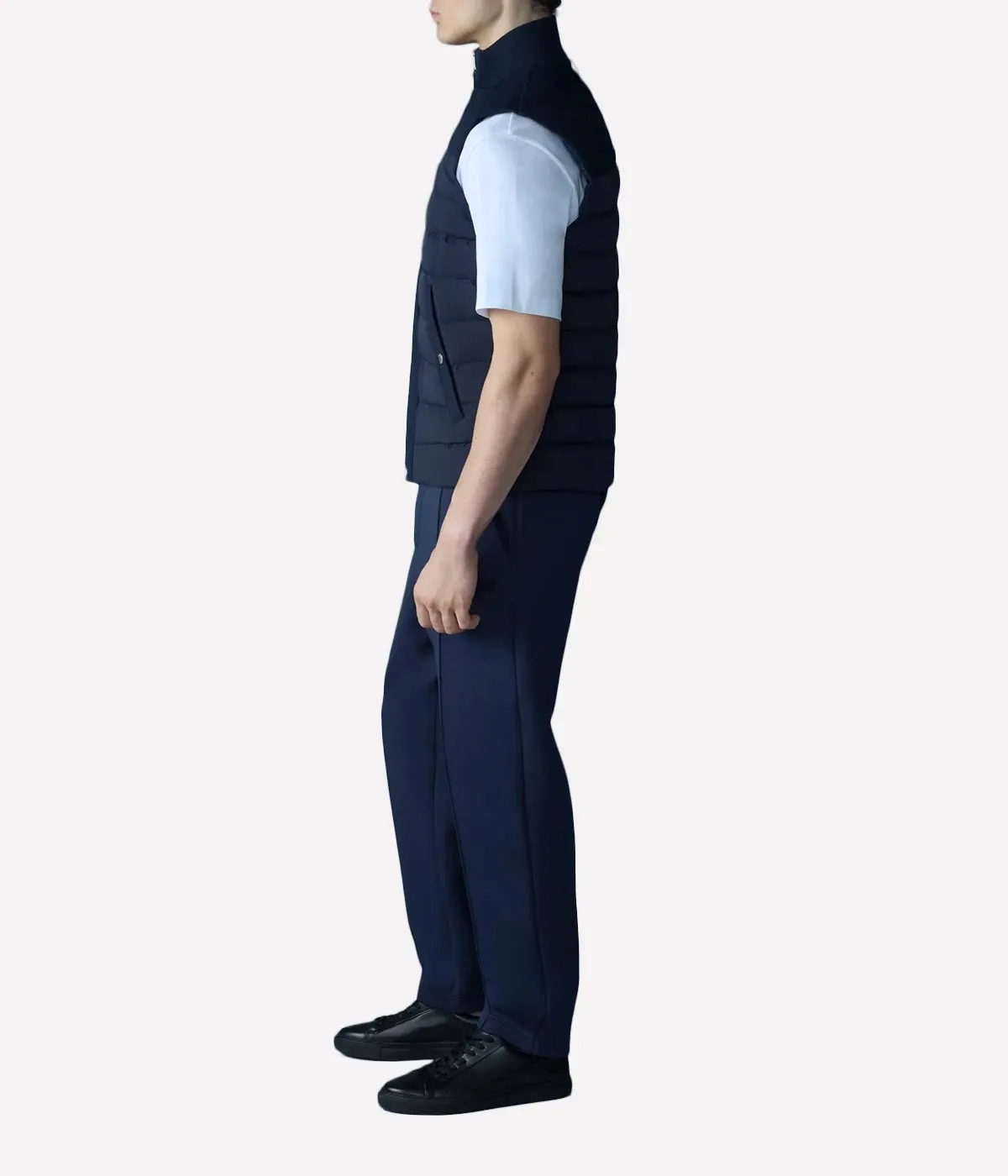 Brody Vest in Navy