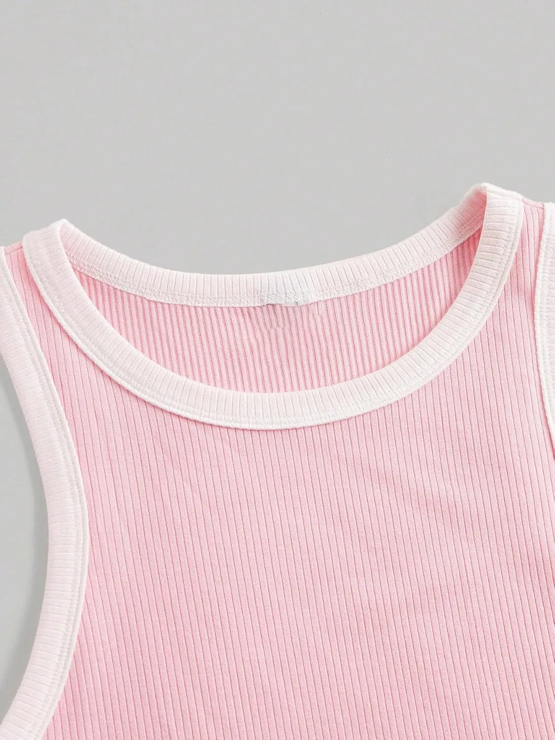 Floerns Women's Casual Sleeveless Camisole Scoop Neck Slim Fit Crop Tank Top