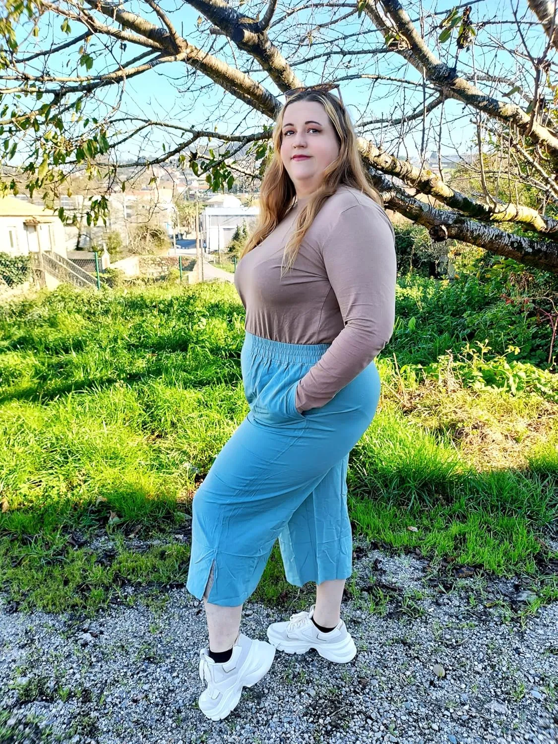 FOREYOND Plus Size Linen Capris Pants Wide Leg Pants Loose Fit Yoga Pants with Pockets Travel Casual 1XL-5XL
