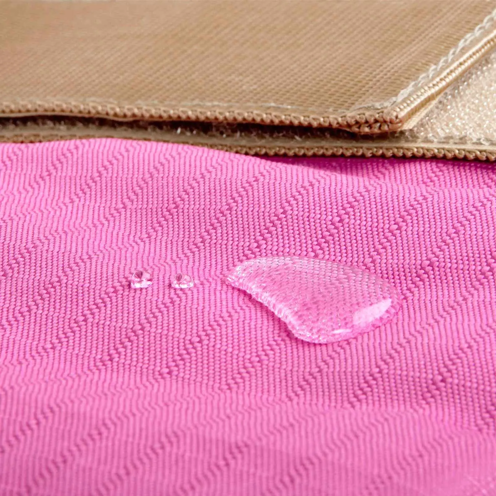 Jeffers Waterproof Breathe-Comfort Ripstop Dog Blanket, 8"