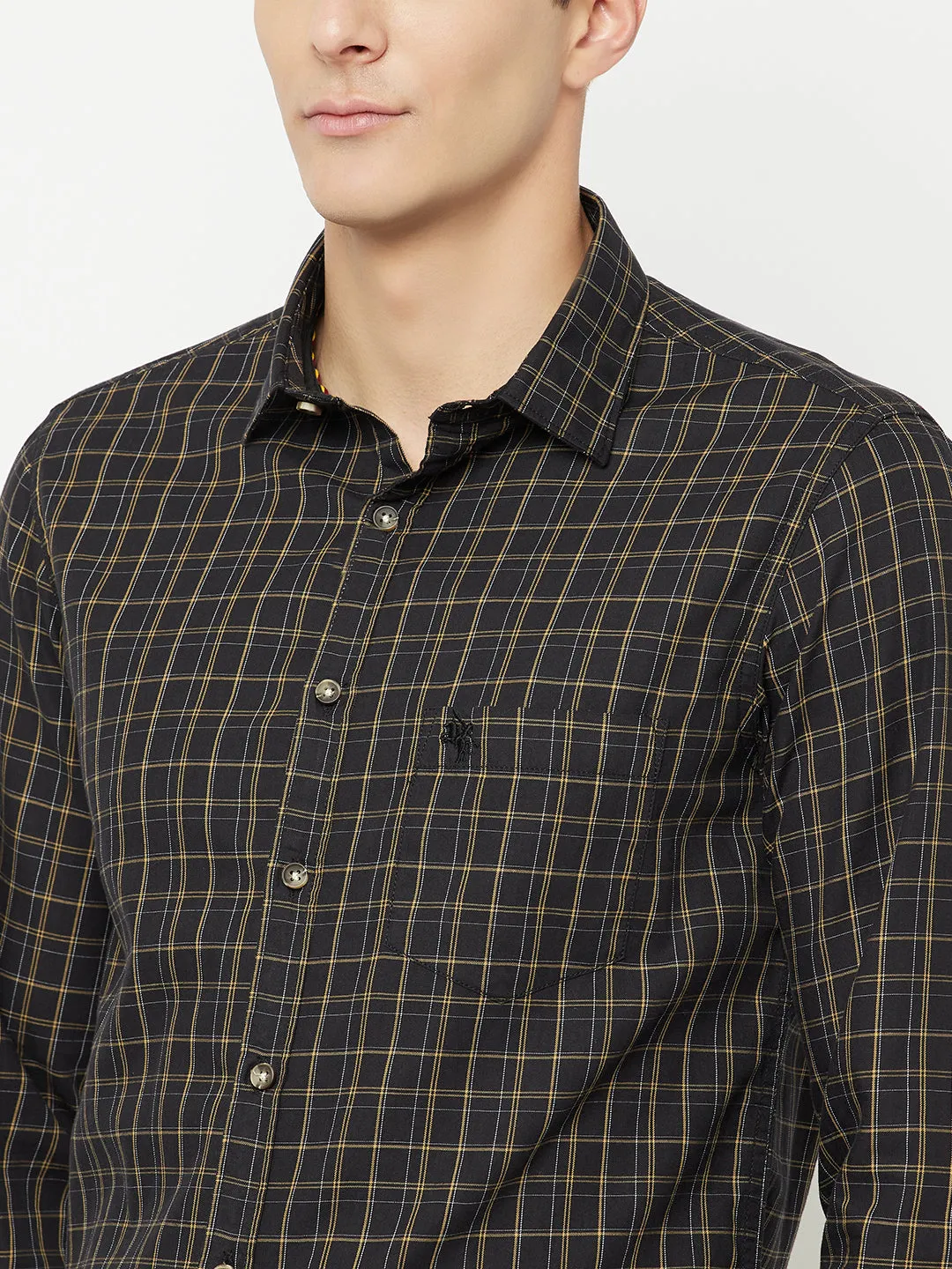 Men's Black Casual Medium Checks Full Sleeve Shirt