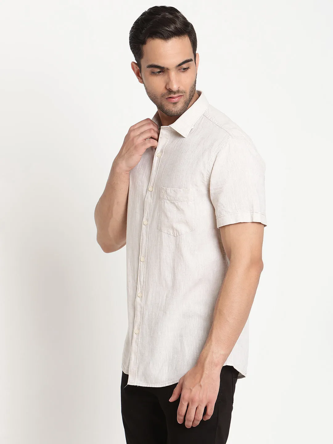 Men's Offwhite Casual Plain Half Sleeve Shirt