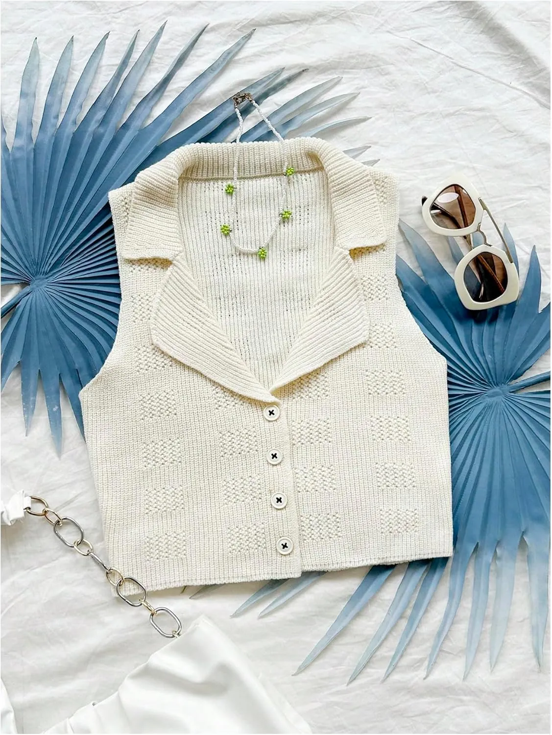Verdusa Women's Button Front Lapel Collar Knit Crop Top Sleeveless Sweater Vest