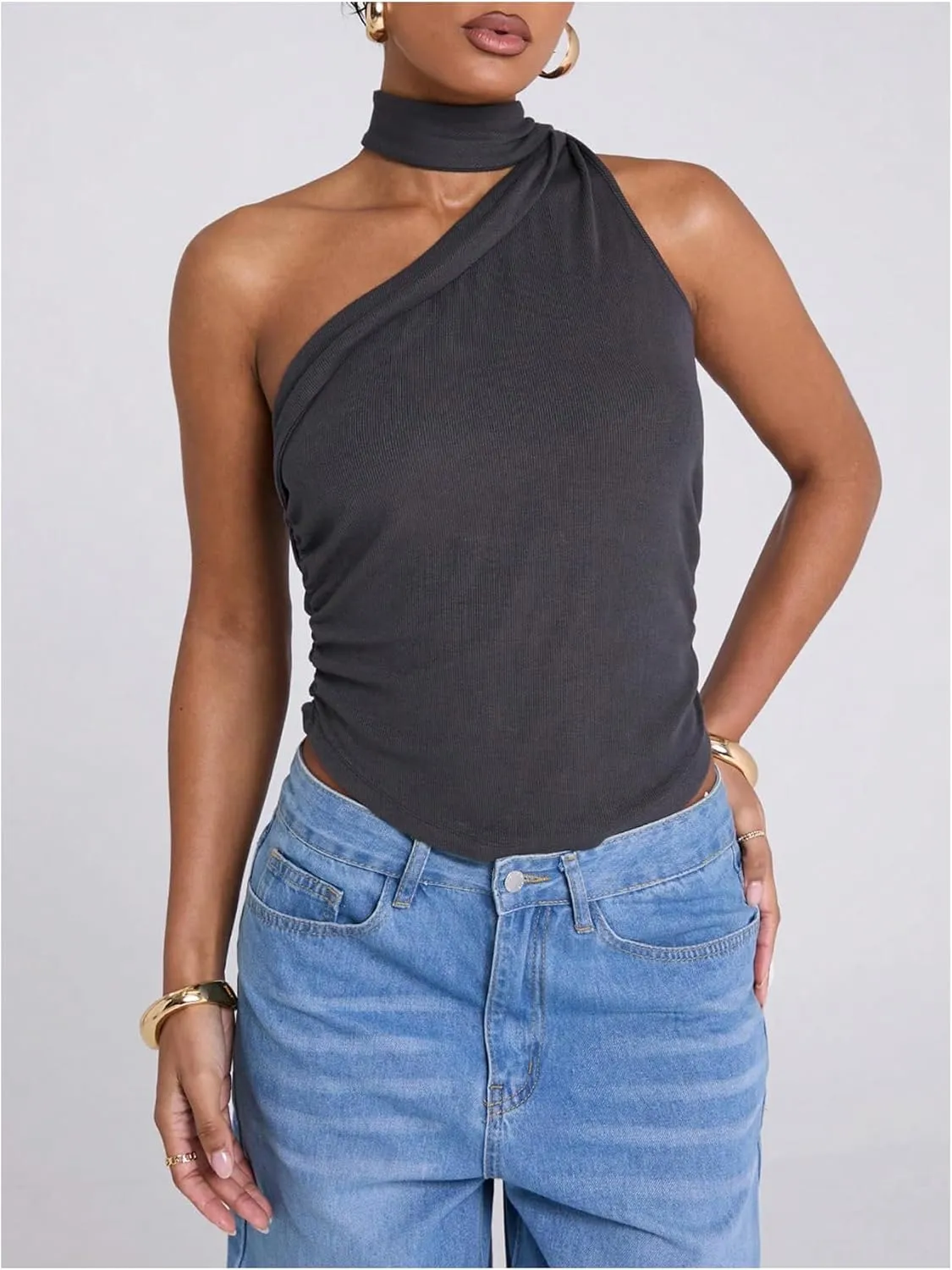 WDIRARA Women's Leopard Print Halter Crop Top Ruched Sleeveless Tee Shirt Y2k Fitted T Shirts