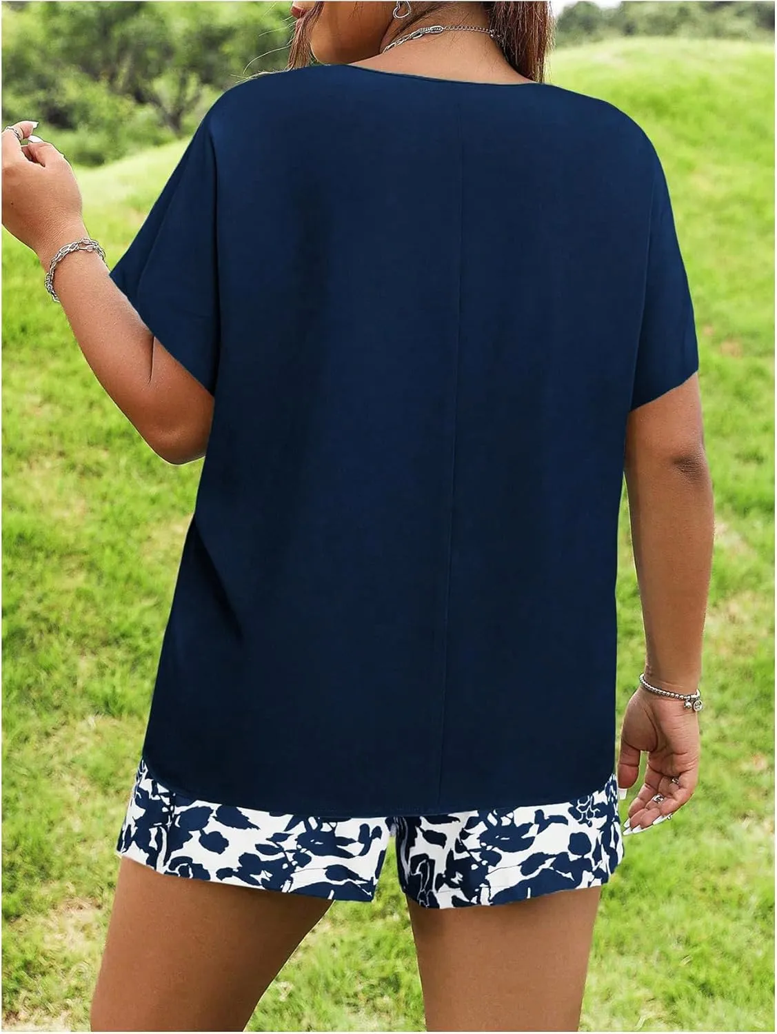 Women's 2 Piece Outfits Plus Size Short Sleeve Crew Neck Tee Tops and Tropical Printed Shorts Set