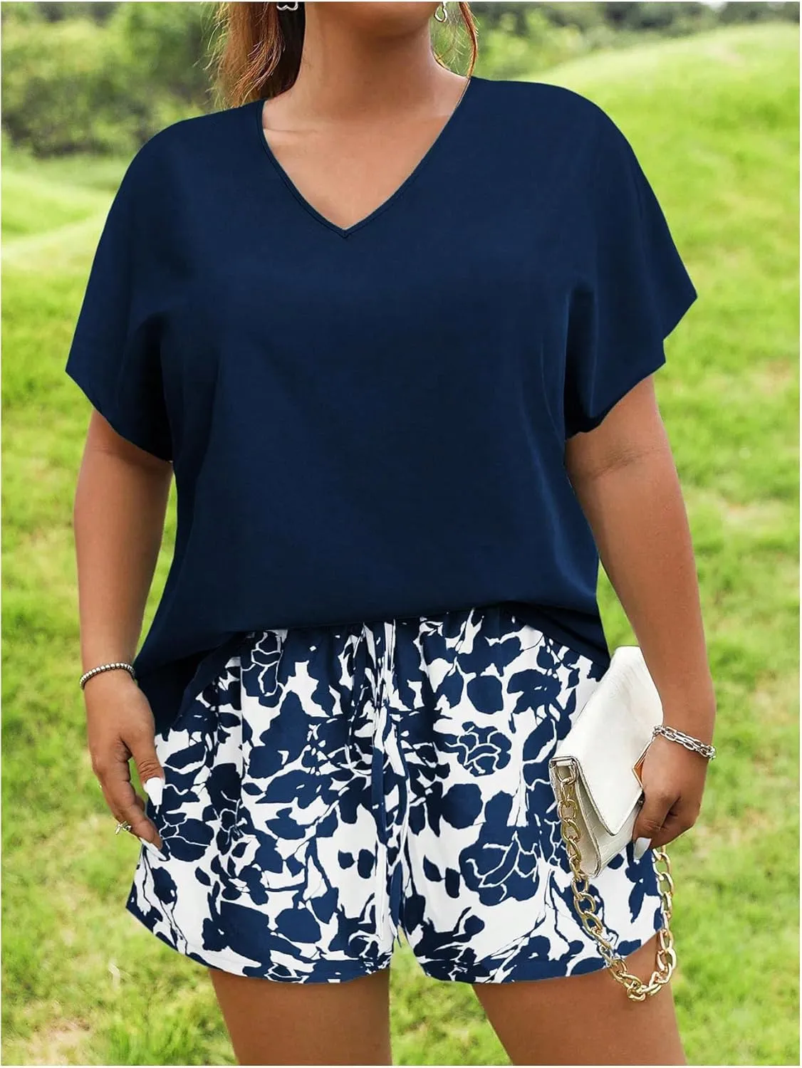 Women's 2 Piece Outfits Plus Size Short Sleeve Crew Neck Tee Tops and Tropical Printed Shorts Set