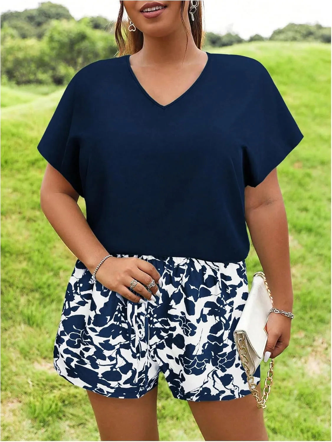 Women's 2 Piece Outfits Plus Size Short Sleeve Crew Neck Tee Tops and Tropical Printed Shorts Set