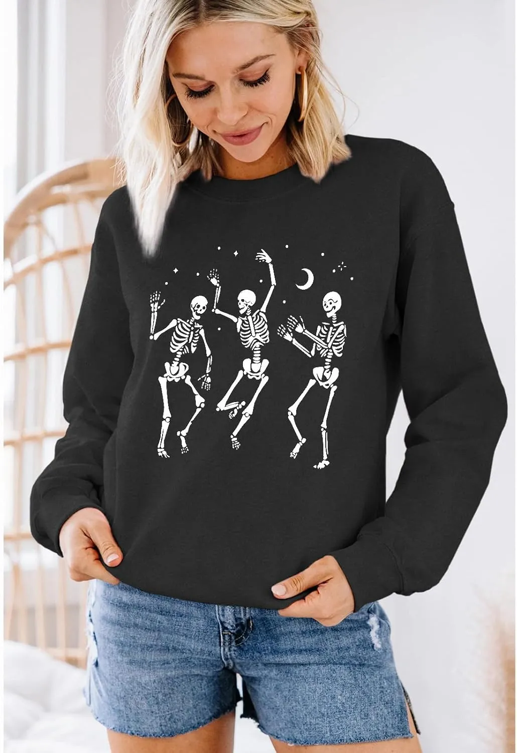 Women's Halloween Dancing Skeleton Sweatshirts Spooky Season Horror Skull Printed Pullover Shirt Oversized Tee Top