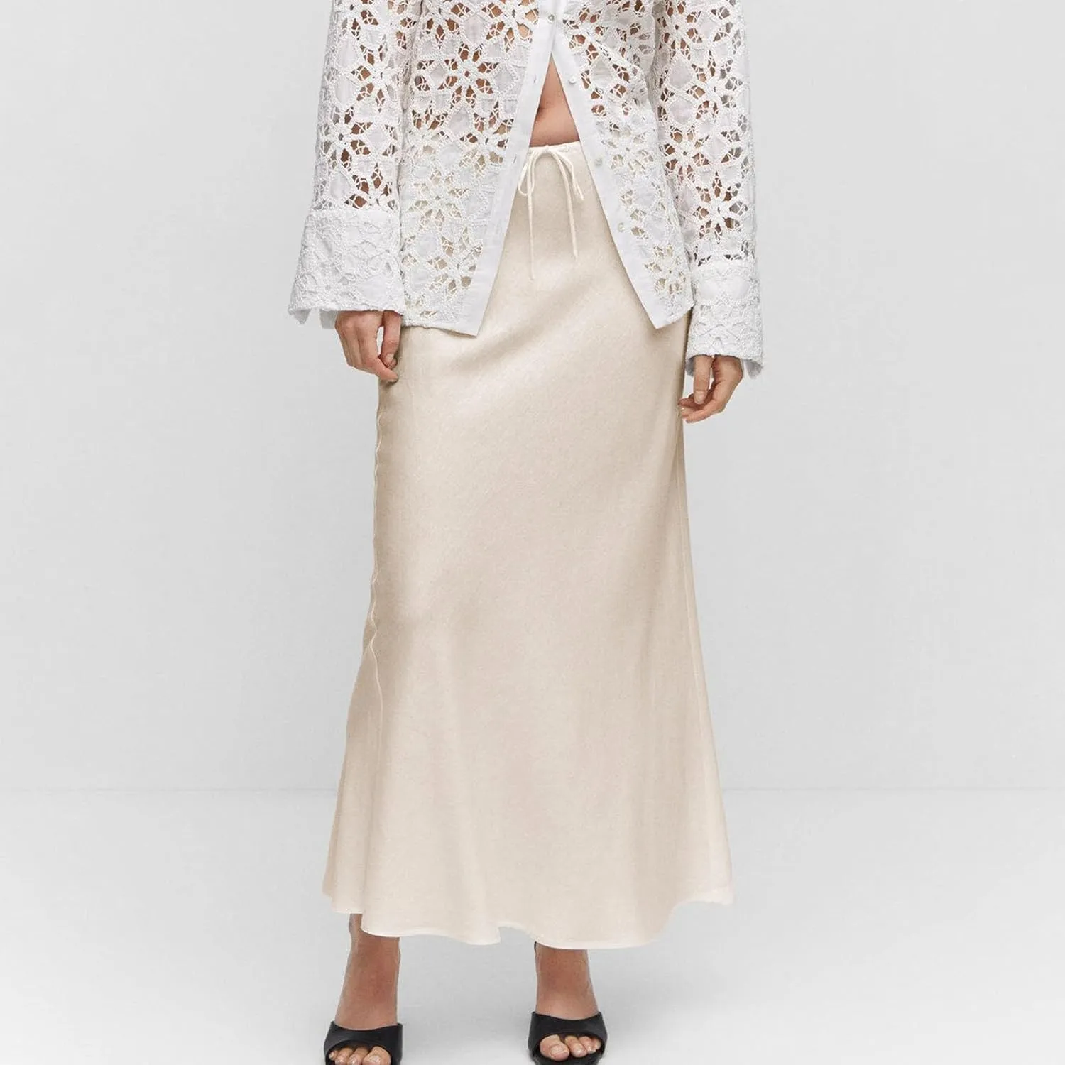 Women's Satin Maxi Skirts High Waist Silk Elegant Flowy Casual A-Line Long Skirt Cocktail Party Weekend Midi Skirt
